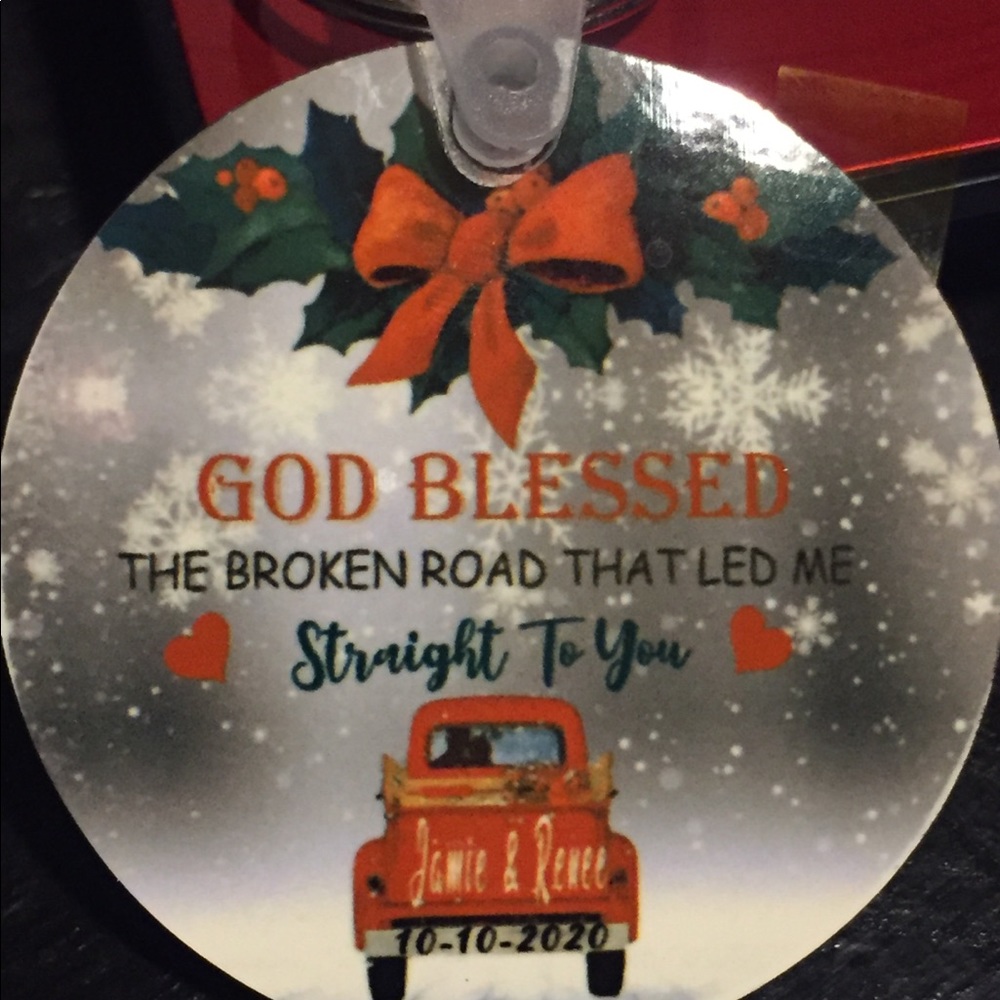 Custom ornaments/keychains - Picture 3 of 3